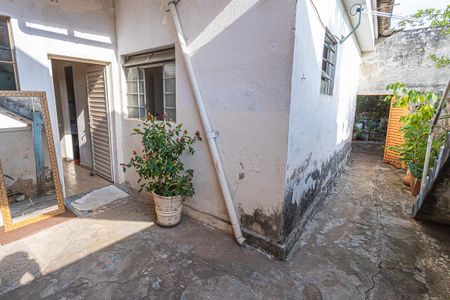 Casa à venda com 223m², 4 quartos e 2 vagas Casa à venda com 223m², 4 quartos e 2 vagasÁrea comum