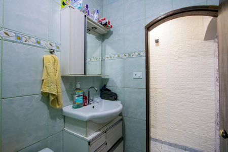 Casa à venda com 125m², 2 quartos e 2 vagasBanheiro