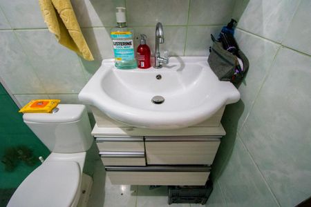 Casa à venda com 125m², 2 quartos e 2 vagasBanheiro