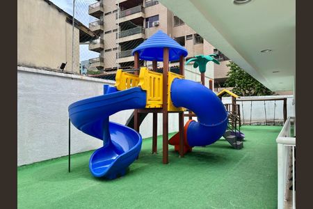 Apartamento à venda com 233m², 4 quartos e 3 vagas Apartamento à venda com 233m², 4 quartos e 3 vagasÁrea comum