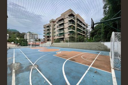 Apartamento à venda com 233m², 4 quartos e 3 vagas Apartamento à venda com 233m², 4 quartos e 3 vagasÁrea comum