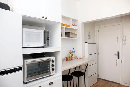 Cozinha + Área de Serviço de kitnet/studio à venda com 1 quarto, 41m² em Moinhos de Vento, Porto Alegre