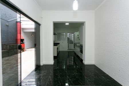 Casa para alugar com 200m², 4 quartos e 5 vagas Casa para alugar com 200m², 4 quartos e 5 vagasCopa