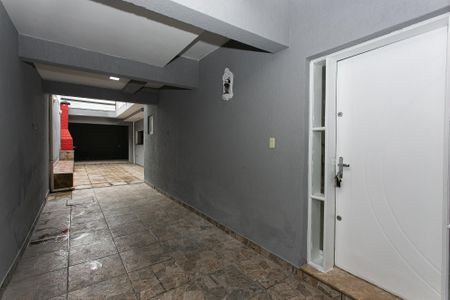Casa para alugar com 200m², 4 quartos e 5 vagas Casa para alugar com 200m², 4 quartos e 5 vagasGaragem