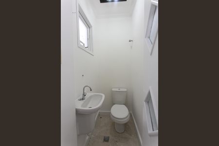 Casa para alugar com 200m², 4 quartos e 5 vagas Casa para alugar com 200m², 4 quartos e 5 vagasLavabo