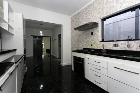 Casa para alugar com 200m², 4 quartos e 5 vagas Casa para alugar com 200m², 4 quartos e 5 vagasCozinha