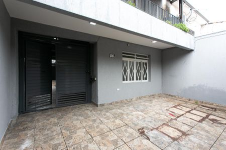 Casa para alugar com 200m², 4 quartos e 5 vagas Casa para alugar com 200m², 4 quartos e 5 vagasGaragem