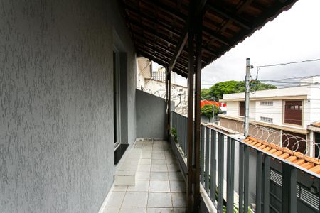 Casa para alugar com 200m², 4 quartos e 5 vagas Casa para alugar com 200m², 4 quartos e 5 vagasVaranda dos Quartos 1 e 2