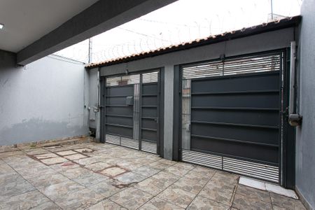 Casa para alugar com 200m², 4 quartos e 5 vagas Casa para alugar com 200m², 4 quartos e 5 vagasGaragem