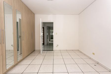 Quarto 1 de casa para alugar com 4 quartos, 200m² em Vila Moreira, São Paulo
