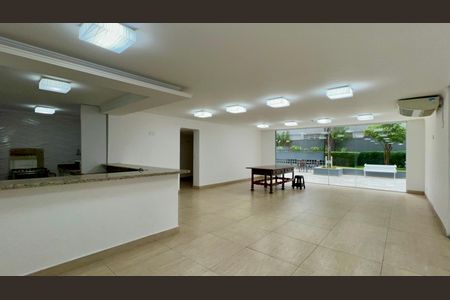 Apartamento para alugar com 100m², 2 quartos e 1 vagaÁrea comum