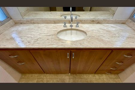 Apartamento para alugar com 100m², 2 quartos e 1 vagaBanheiro