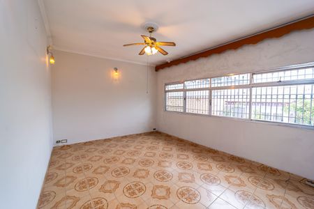 Sala de casa à venda com 3 quartos, 250m² em Vila Araguaia, São Paulo