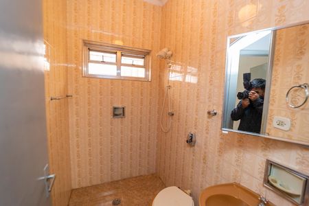 Casa à venda com 250m², 3 quartos e 2 vagasBanheiro 2