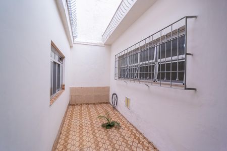 Casa à venda com 250m², 3 quartos e 2 vagasÁrea de Serviço