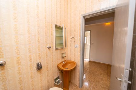 Casa à venda com 250m², 3 quartos e 2 vagasBanheiro 2