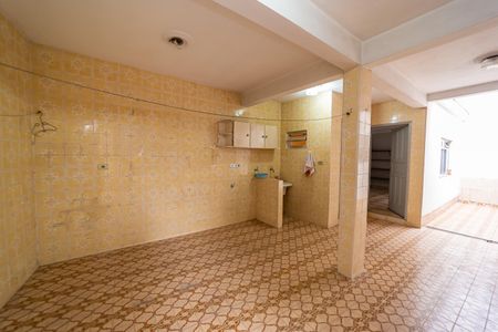 Casa à venda com 250m², 3 quartos e 2 vagasÁrea de Serviço