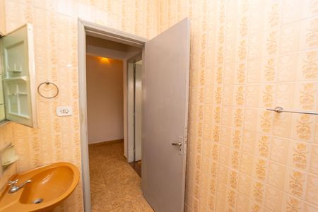 Casa à venda com 250m², 3 quartos e 2 vagasBanheiro 2