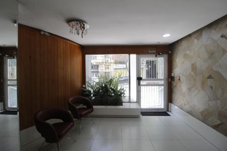 Apartamento para alugar com 101m², 3 quartos e 1 vagaHall social