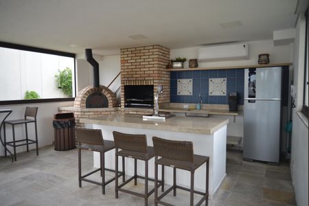 Apartamento à venda com 83m², 2 quartos e 2 vagasÁrea comum - Churrasqueira