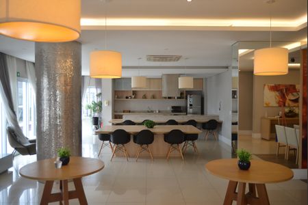 Apartamento à venda com 83m², 2 quartos e 2 vagasÁrea comum - Salão de festas