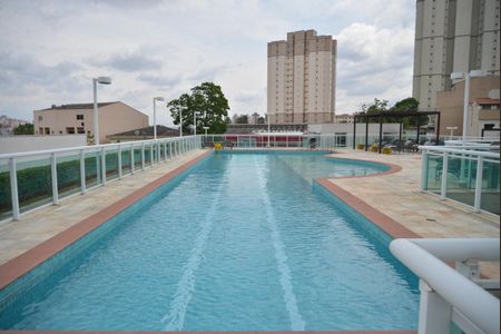 Apartamento à venda com 83m², 2 quartos e 2 vagasÁrea comum - Piscina