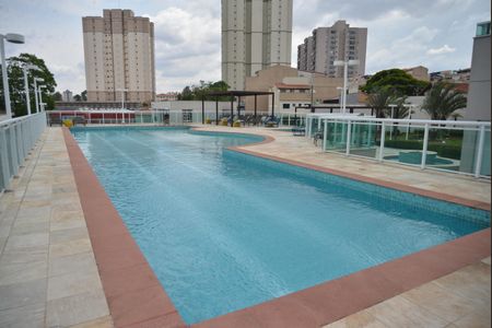 Apartamento à venda com 83m², 2 quartos e 2 vagasÁrea comum - Piscina