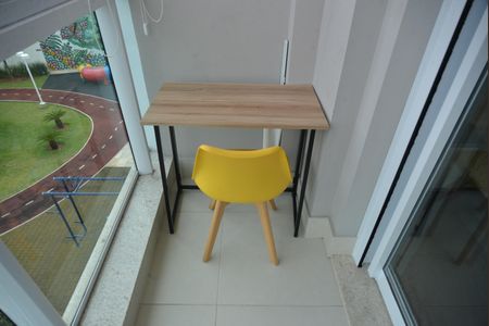 Apartamento à venda com 83m², 2 quartos e 2 vagasSacada da Suíte 2