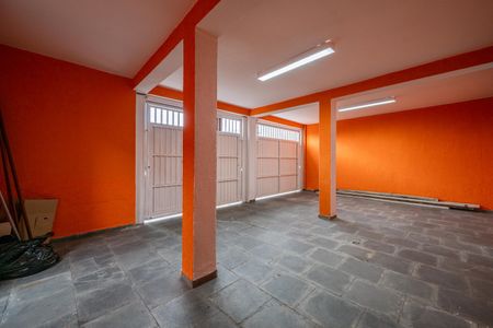 Casa à venda com 188m², 2 quartos e 2 vagasGaragem