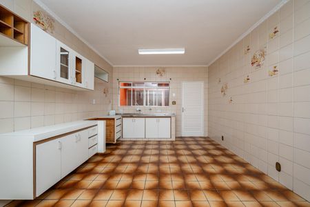 Casa à venda com 188m², 2 quartos e 2 vagasCozinha