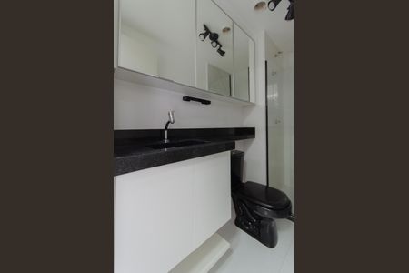 Banheiro de apartamento à venda com 1 quarto, 31m² em Ipiranga, São Paulo