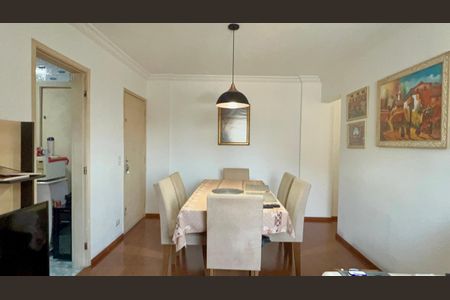 Apartamento à venda com 73m², 2 quartos e sem vagaSala de Jantar