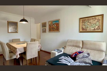 Apartamento à venda com 73m², 2 quartos e sem vagaSala de TV