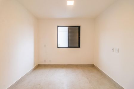 Quarto 2 de apartamento para alugar com 2 quartos, 60m² em Jardim Maria Helena, Barueri