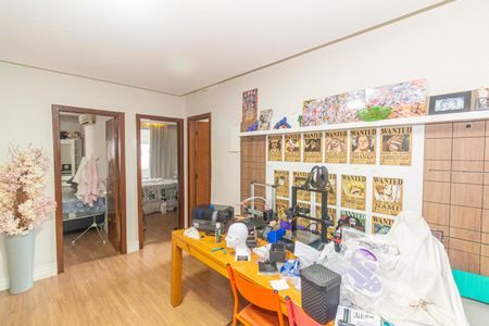 Casa para alugar com 600m², 4 quartos e 1 vagaHall