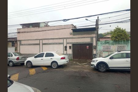 Casa para alugar com 600m², 4 quartos e 1 vagaFachada