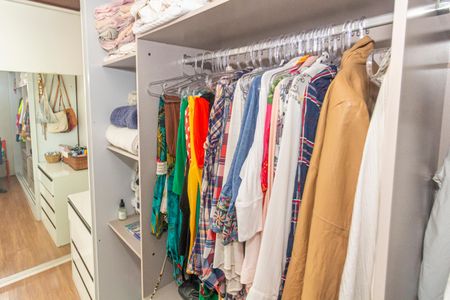 Casa para alugar com 600m², 4 quartos e 1 vagaCloset da suíte