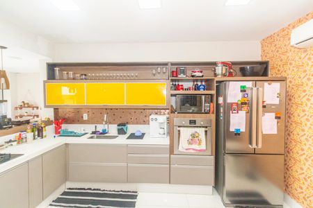 Casa para alugar com 600m², 4 quartos e 1 vagaCozinha