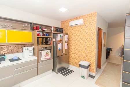 Casa para alugar com 600m², 4 quartos e 1 vagaCozinha