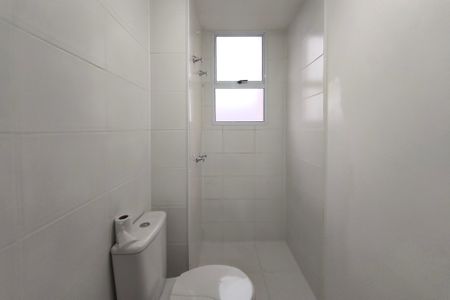 Apartamento à venda com 44m², 2 quartos e 1 vaga Apartamento à venda com 44m², 2 quartos e 1 vagaBanheiro
