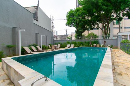 Apartamento à venda com 36m², 1 quarto e sem vaga Apartamento à venda com 36m², 1 quarto e sem vagaÁrea comum - Piscina