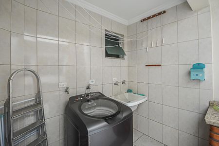 Casa à venda com 206m², 3 quartos e 6 vagasÁrea de Serviço