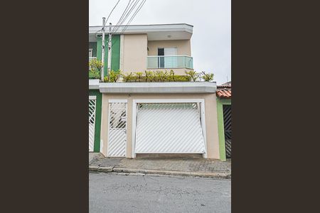 Casa à venda com 206m², 3 quartos e 6 vagasFachada