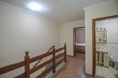Casa à venda com 206m², 3 quartos e 6 vagasHall dos Quartos