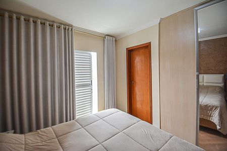 Casa à venda com 206m², 3 quartos e 6 vagasQuarto Suíte