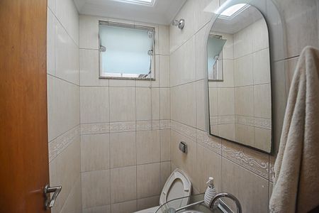 Casa à venda com 206m², 3 quartos e 6 vagasLavabo