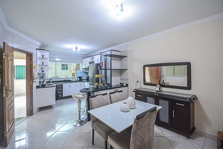 Casa à venda com 206m², 3 quartos e 6 vagasCozinha