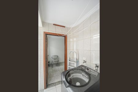 Casa à venda com 206m², 3 quartos e 6 vagasÁrea de Serviço