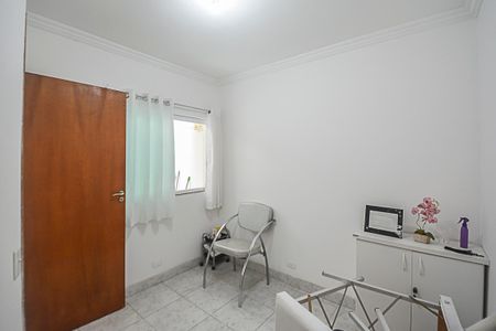 Casa à venda com 206m², 3 quartos e 6 vagasQuarto de Serviço