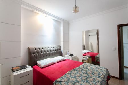 Apartamento à venda com 180m², 4 quartos e 3 vagas Apartamento à venda com 180m², 4 quartos e 3 vagasSuíte 1